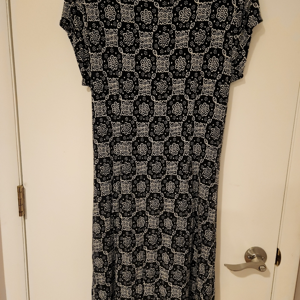 Loft, Large, Black With White Pattern - image 5